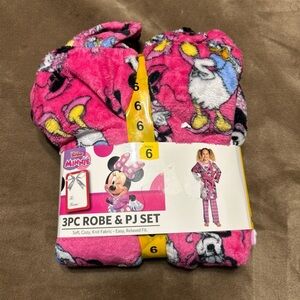 Disney Minnie Mouse Pink and White Pajama Set
